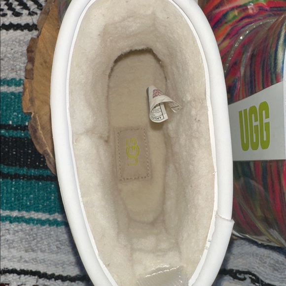 UGG *NWOB* Women's Classic Clear Mini Pixelate Waterproof Rain Ankle Boots - Picture 11 of 16